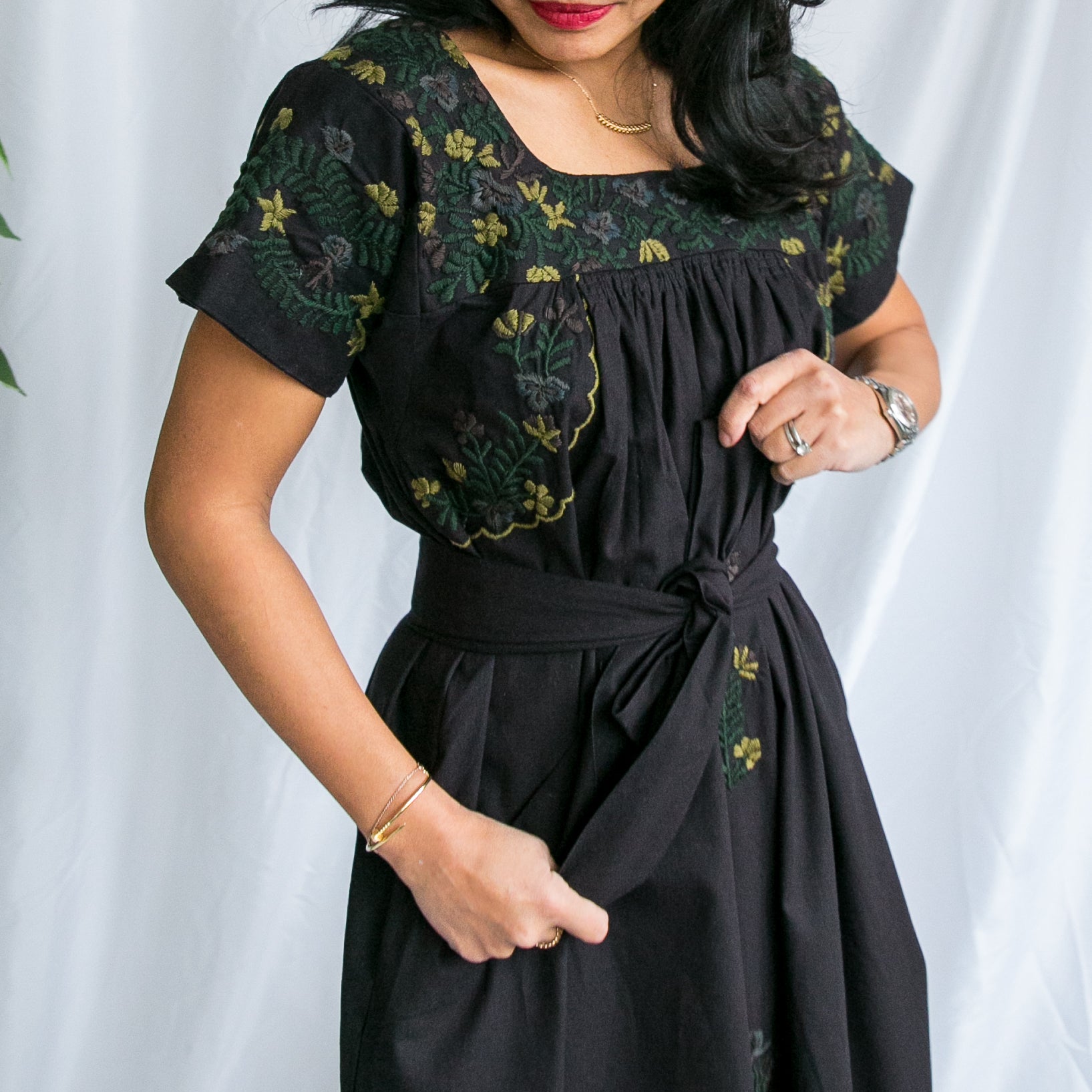 Mexican embroidered kaftan dress - in black
